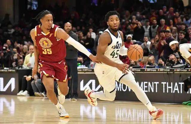 爱游戏网站入口-骑士退出米切尔交易 尼克斯距离蜘蛛侠更进一步？